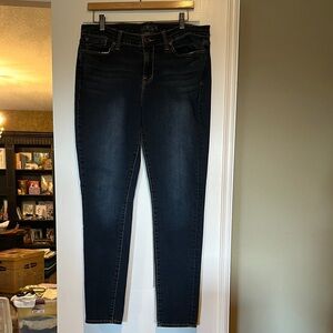 Lucky Brand Dark Blue Skinny Jeans size 32